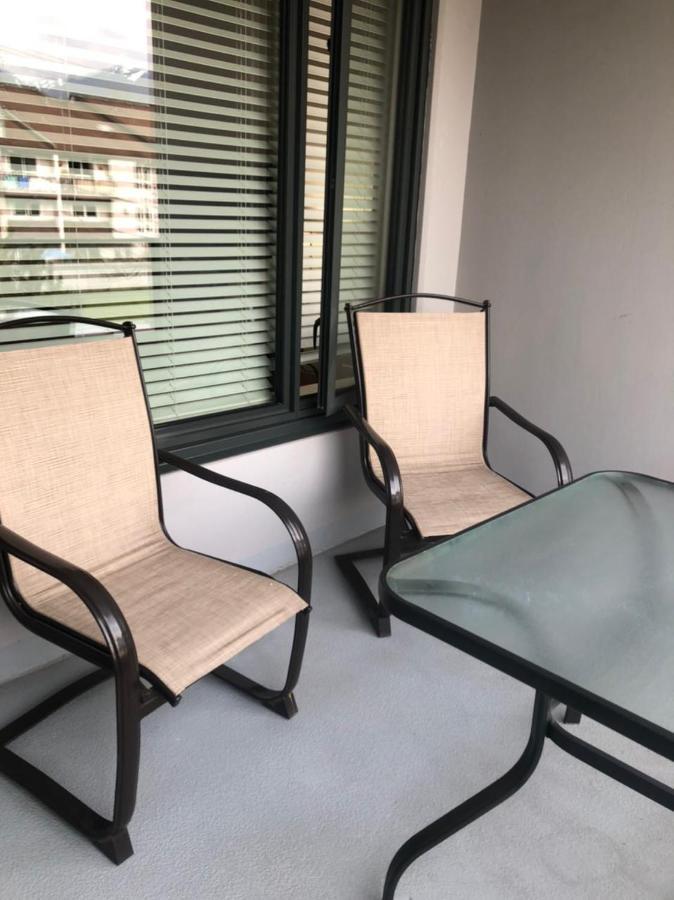 Lower Lonsdale Aprtment 北温哥华 外观 照片
